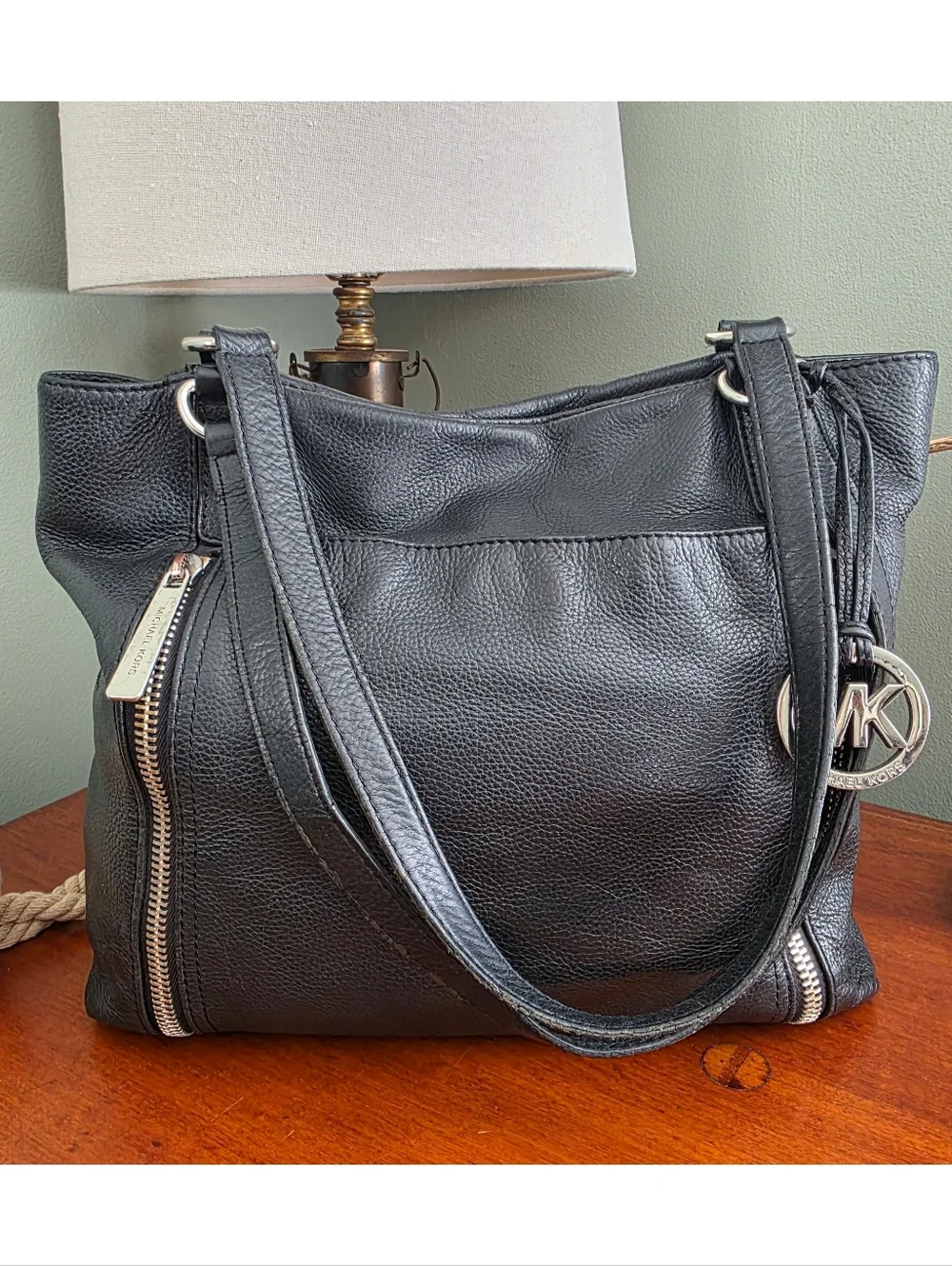 Michael Kors Zipper Tote Bag Black Pebbled Leather Bag - Picture 2 of 16